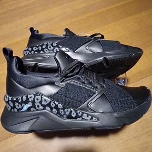 NWOT Puma Muse X5 Black Athletic Shoes - Women's Size 8.5